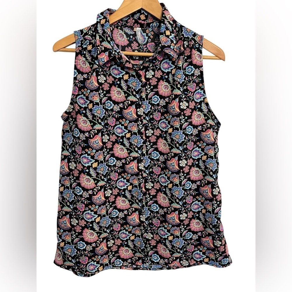 FREE with any purchase- Pentagone Floral Sleeveless Top - Multicolor size small